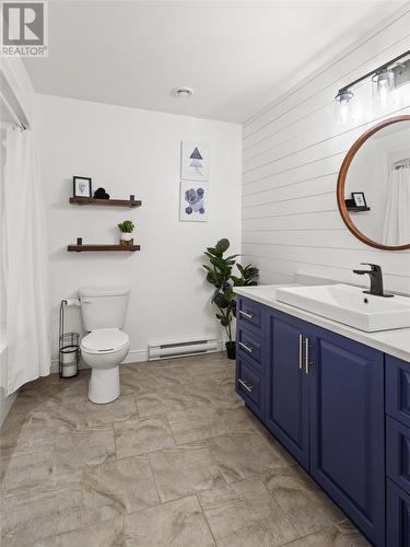 7 Foxwood Drive, Conception Bay South, NL - Indoor Photo Showing Bathroom