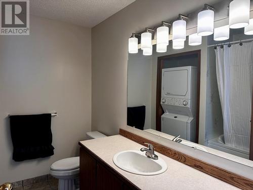 5422 49 Street, Pouce Coupe, BC - Indoor Photo Showing Bathroom