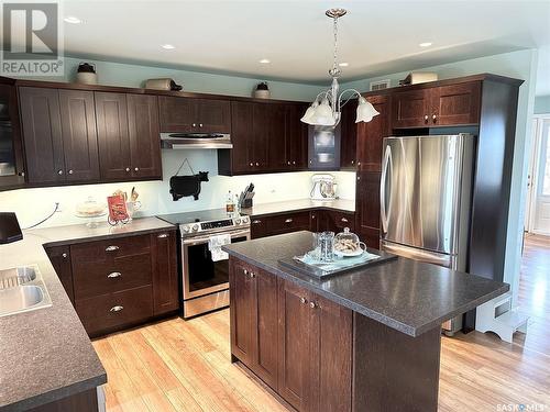 Kirzinger Acreage, Perdue Rm No. 346, SK - Indoor Photo Showing Kitchen With Double Sink