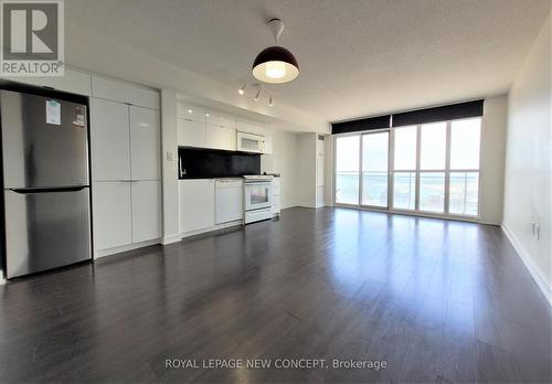 2108 - 21 Iceboat Terrace, Toronto, ON - Indoor Photo Showing Other Room