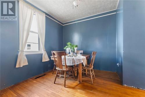 1668 Beachburg Road, Beachburg, ON - Indoor Photo Showing Dining Room