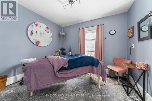 1 Lake Street, Prince Edward County, ON - Indoor Photo Showing Bedroom
