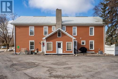 1 Lake Street, Prince Edward County, ON - Outdoor