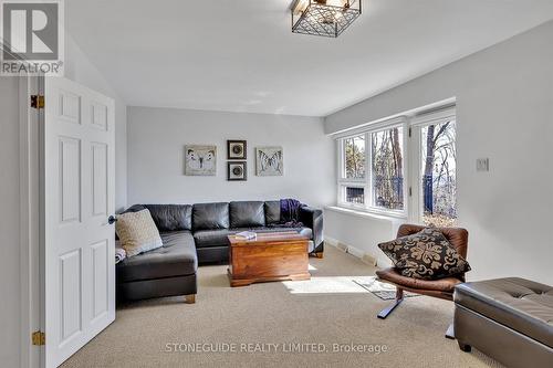 146 Ridgewood Road, Peterborough, ON - Indoor Photo Showing Living Room