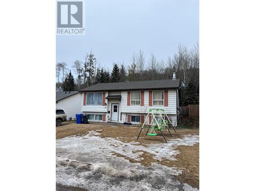 156 Gwillim Crescent, Tumbler Ridge, BC - Outdoor