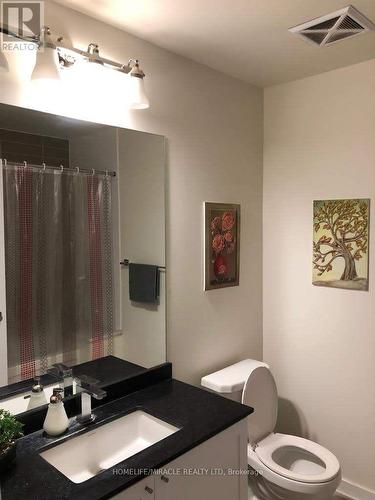 #3204 -4011 Brickstone Mews, Mississauga, ON - Indoor Photo Showing Bathroom