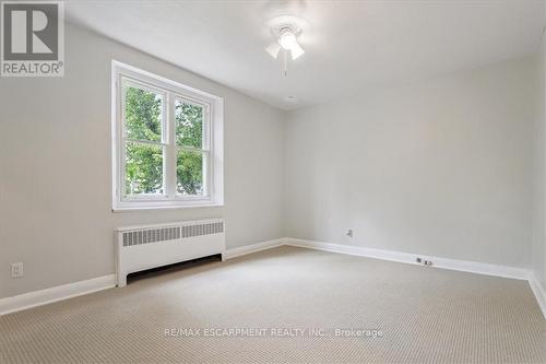 2336 Mountainside Drive, Burlington, ON - Indoor Photo Showing Other Room