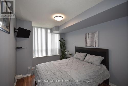 310-29 Northern Heights Dr, Richmond Hill, ON - Indoor Photo Showing Bedroom
