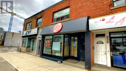 858 The Queensway, Toronto, ON 