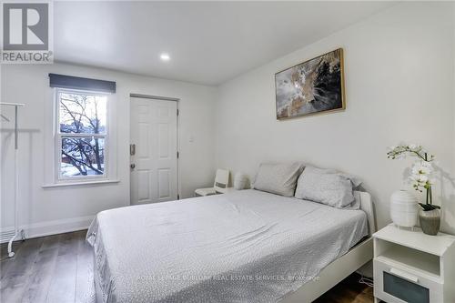 1164 King St E, Hamilton, ON - Indoor Photo Showing Bedroom