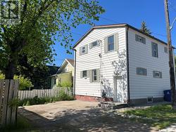 202 L AVENUE S  Saskatoon, SK S7M 2H3