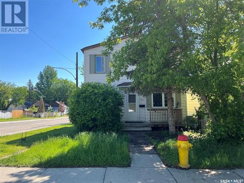 202 L Avenue S, Saskatoon, SK - Outdoor