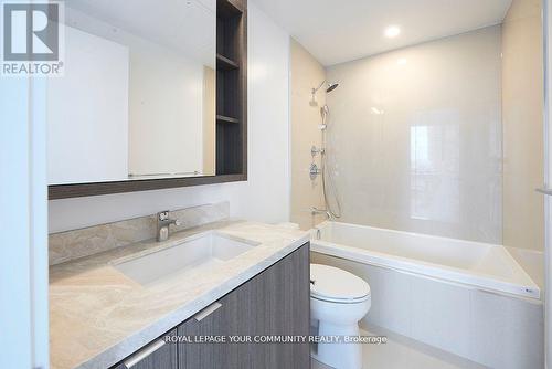 #2805 -115 Blue Jays Way, Toronto, ON - Indoor Photo Showing Bathroom
