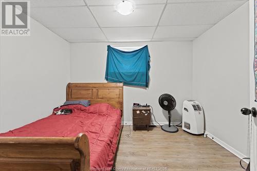 1011 Albert Road, Windsor, ON - Indoor Photo Showing Bedroom