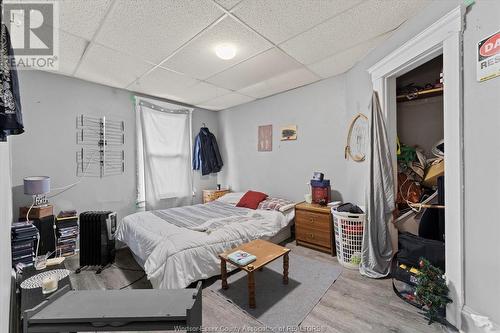 1011 Albert Road, Windsor, ON - Indoor Photo Showing Bedroom