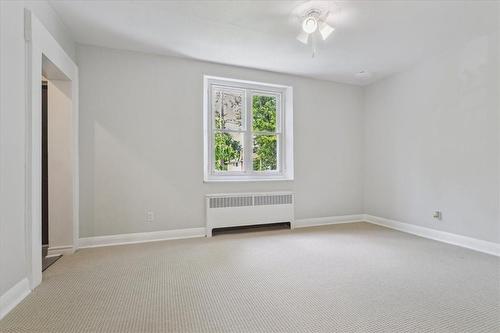 2336 Mountainside Drive, Burlington, ON - Indoor Photo Showing Other Room