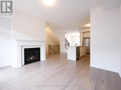 4045 Saida Street, Mississauga, ON - Indoor Photo Showing Living Room With Fireplace