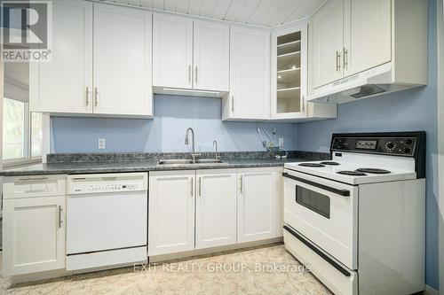 348 Metcalf St, Tweed, ON - Indoor Photo Showing Kitchen With Double Sink