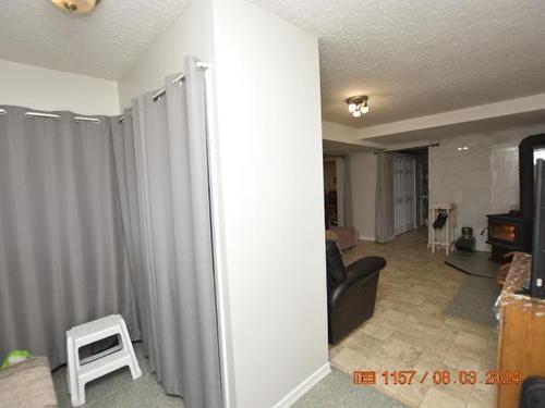 1008 Vista Point Road, Kamloops, BC - Indoor Photo Showing Other Room