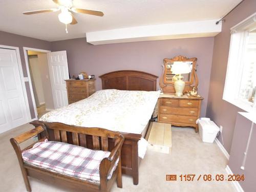 1008 Vista Point Road, Kamloops, BC - Indoor Photo Showing Bedroom