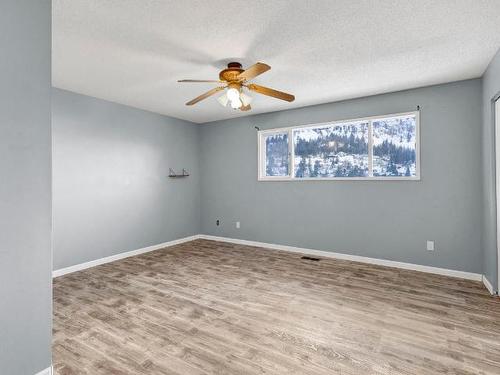 5579 Clearview Drive, Kamloops, BC - Indoor Photo Showing Other Room