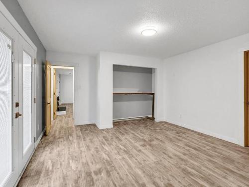 5579 Clearview Drive, Kamloops, BC - Indoor Photo Showing Other Room