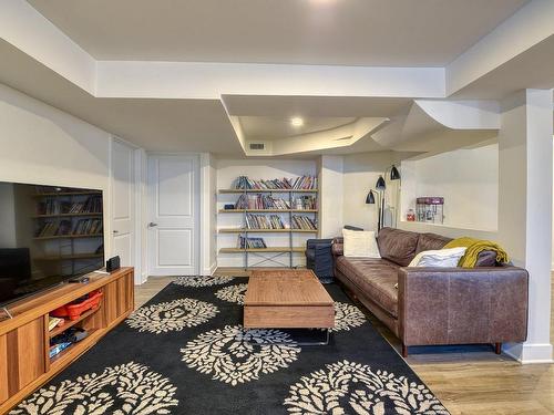 Basement - 329 Henri-Jarry Street, Beaconsfield, QC - Indoor Photo Showing Living Room