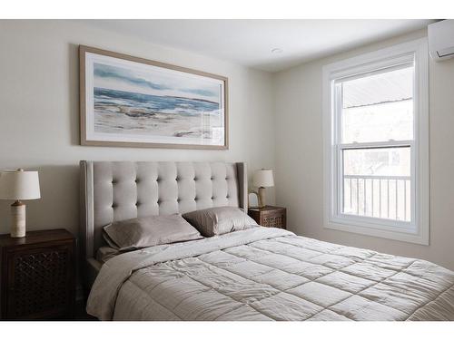 Master bedroom - 3841A Rue Drolet, Montréal (Le Plateau-Mont-Royal), QC - Indoor Photo Showing Bedroom