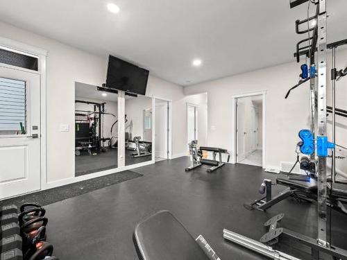 113-2575 Elston Drive, Kamloops, BC - Indoor Photo Showing Gym Room