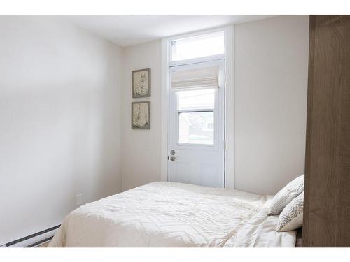 Chambre Ã Â coucher - 3841 Rue Drolet, Montréal (Le Plateau-Mont-Royal), QC - Indoor Photo Showing Bedroom