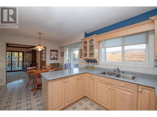 3975 Todd Road, Kelowna, BC - Indoor Photo Showing Kitchen With Double Sink