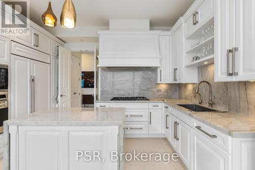 3106 - 183 Wellington Street W, Toronto, ON - Indoor Photo Showing Kitchen With Upgraded Kitchen