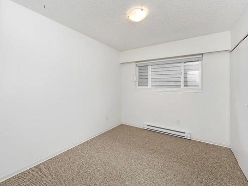 8047 Arthur St, Crofton, BC - Indoor Photo Showing Other Room