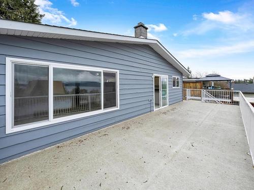 8047 Arthur St, Crofton, BC - Outdoor With Exterior