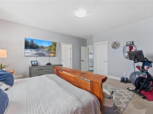 985 Timberline Dr, Campbell River, BC - Indoor Photo Showing Bedroom