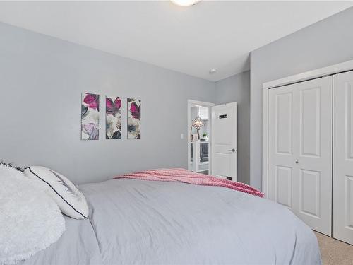 985 Timberline Dr, Campbell River, BC - Indoor Photo Showing Bedroom