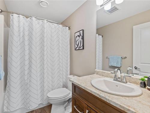 985 Timberline Dr, Campbell River, BC - Indoor Photo Showing Bathroom