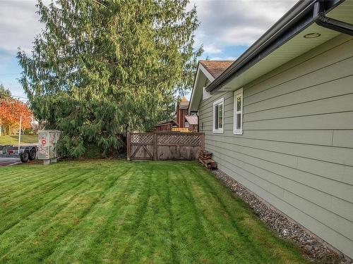 403 Rita Cres, Campbell River, BC - Outdoor With Exterior