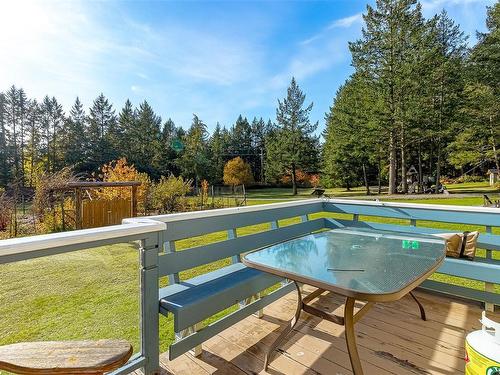 2730 Cedar Heights Cres, Nanaimo, BC - Outdoor With In Ground Pool With Deck Patio Veranda