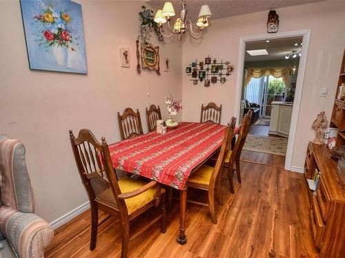 3-2115 Amelia Ave, Sidney, BC - Indoor Photo Showing Dining Room