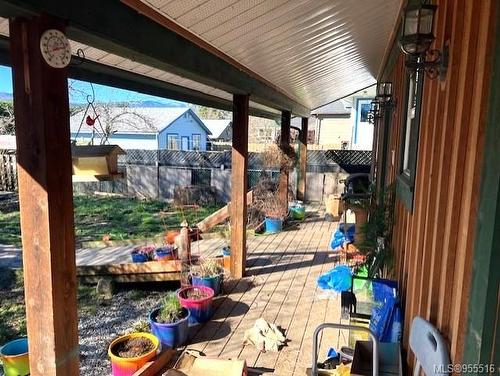 5016 Richardson Rd, Port Alberni, BC - Outdoor With Deck Patio Veranda