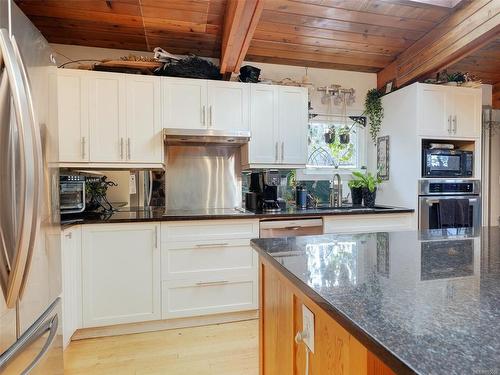 2629 Rainville Rd, Langford, BC - Indoor Photo Showing Kitchen