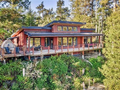 875 Elina Rd, Ucluelet, BC - Outdoor With Deck Patio Veranda