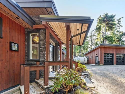 875 Elina Rd, Ucluelet, BC - Outdoor With Exterior