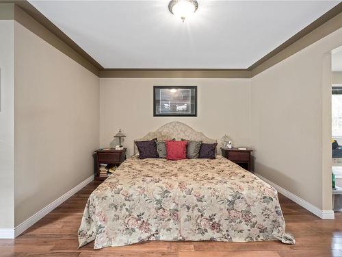 6380 Phantom Rd, Lantzville, BC - Indoor Photo Showing Bedroom