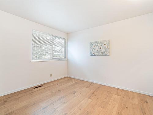 1851 Meredith Rd, Nanaimo, BC - Indoor Photo Showing Other Room