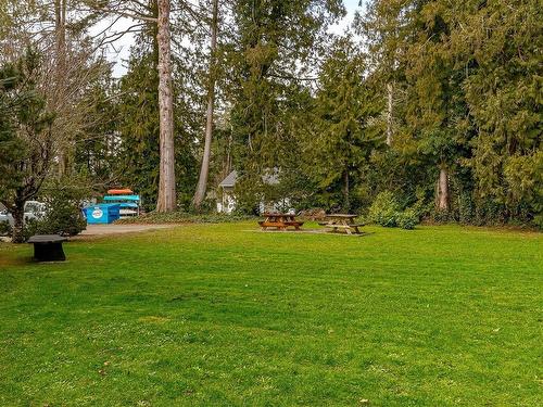 9-1986 Glenidle Rd, Sooke, BC - Outdoor