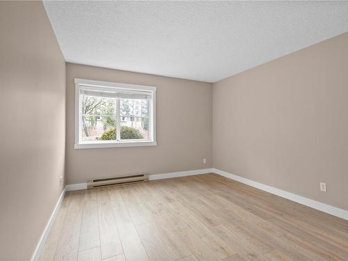 118-4969 Wills Rd, Nanaimo, BC - Indoor Photo Showing Other Room
