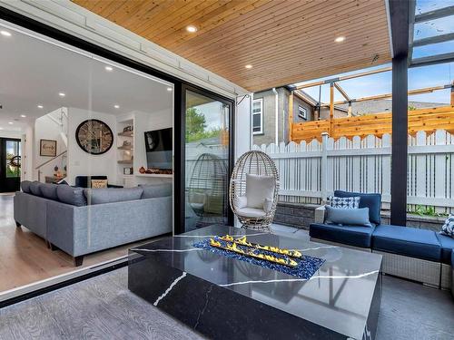152 Crease Ave, Saanich, BC - Outdoor With Deck Patio Veranda