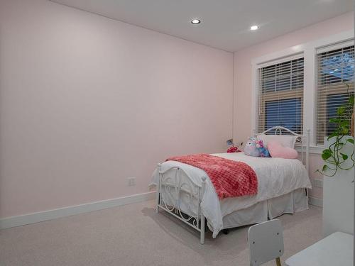 6310 Karen Pl, Port Alberni, BC - Indoor Photo Showing Bedroom